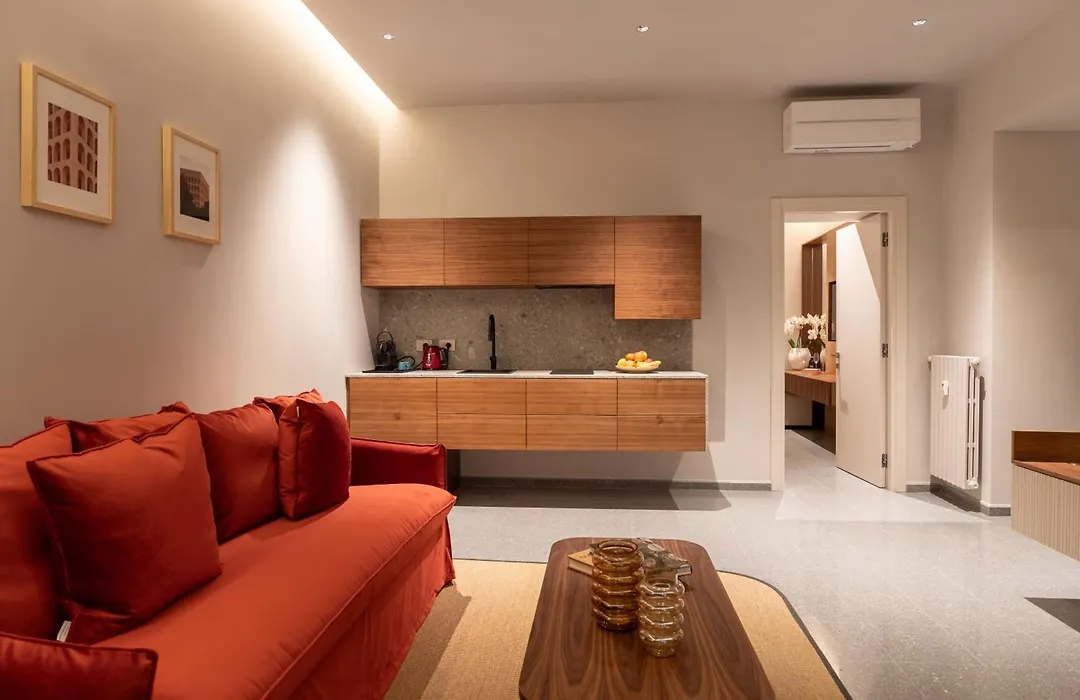 Domus Suites Colosseum-1